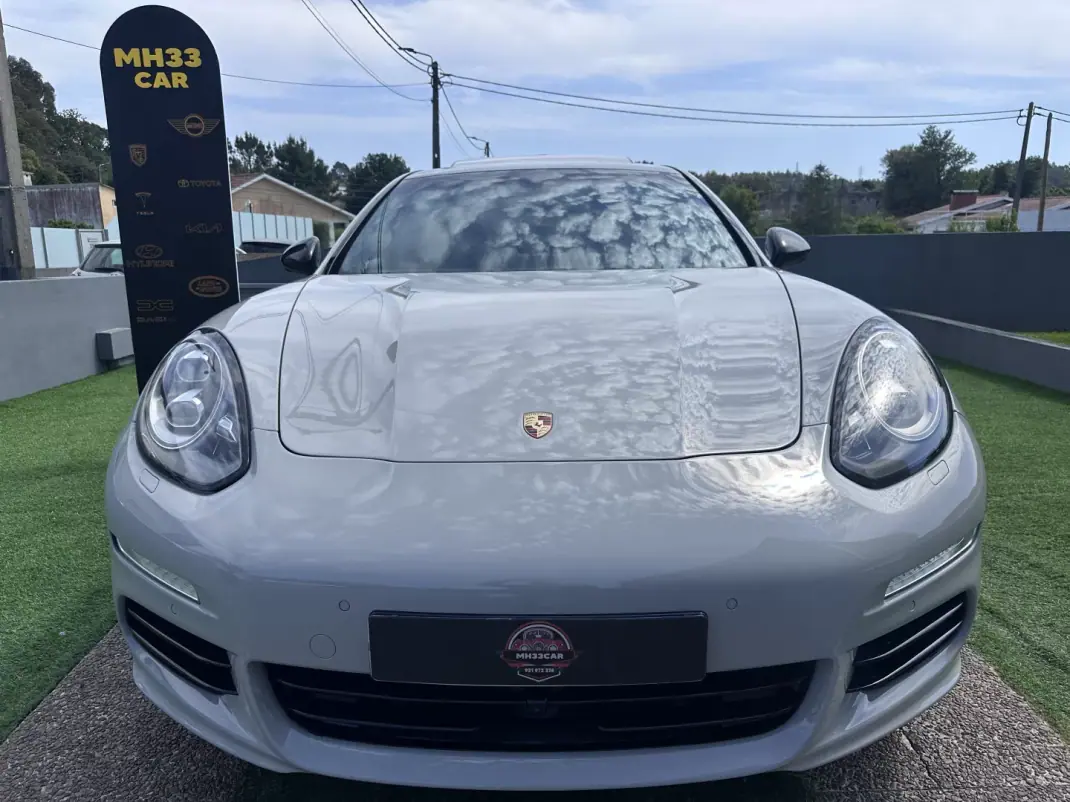 Porsche Panamera 2015 - 35000 EUR, 159000 km - AUTO.MOTO.pt - 159000km - foto 8 de 67