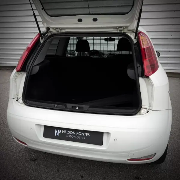 Fiat PUNTO 2015 - 4900 EUR, 139000 km - 139000km - foto 5 de 17