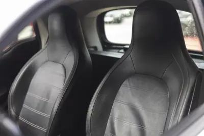 Smart Fortwo Cabrio 2015 - 11900 EUR, 179000 km - AUTO.MOTO.pt - 179000km - foto 8 de 20