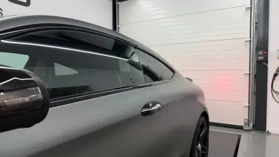 Mercedes-Benz C 63 AMG 2016 - 77990 EUR, 60883 km - AUTO.MOTO.pt - 60883km - foto 8 de 37