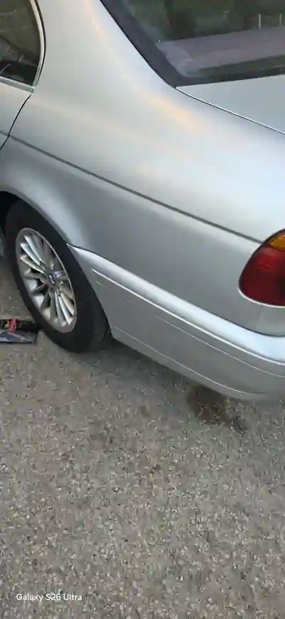 BMW 520 2003 - 4500 EUR, 300000 km - AUTO.MOTO.pt - 300000km - foto 18 de 23