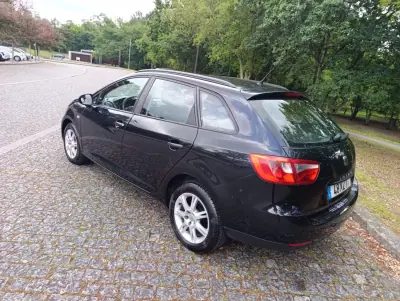 SEAT Ibiza ST 2011 - 4000 EUR, 209000 km - AUTO.MOTO.pt - 209000km - foto 6 de 12