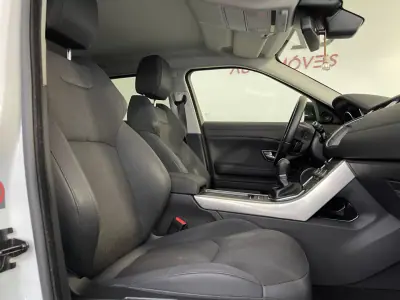 Land Rover Range Rover Evoque 2017 - 16950 EUR, 149900 km - AUTO.MOTO.pt - 149900km - foto 17 de 32