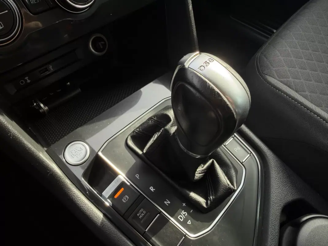 Volkswagen Tiguan 2017 - 19990 EUR, 165504 km - AUTO.MOTO.pt - 165504km - foto 15 de 21