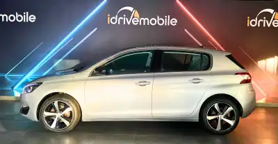 Peugeot 308 2016 - 15500 EUR, 171736 km - AUTO.MOTO.pt - 171736km - foto 12 de 48