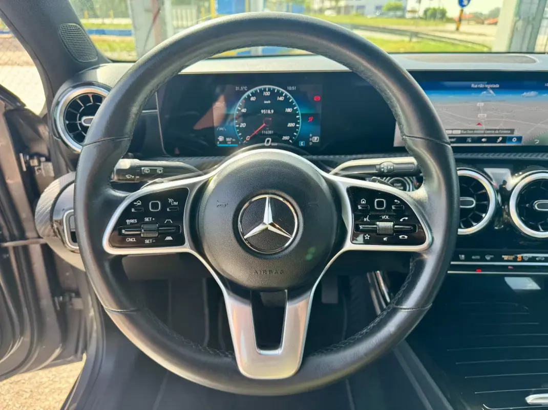 Mercedes-Benz A 180 2020 - 22950 EUR, 116348 km - AUTO.MOTO.pt - 116348km - foto 20 de 32