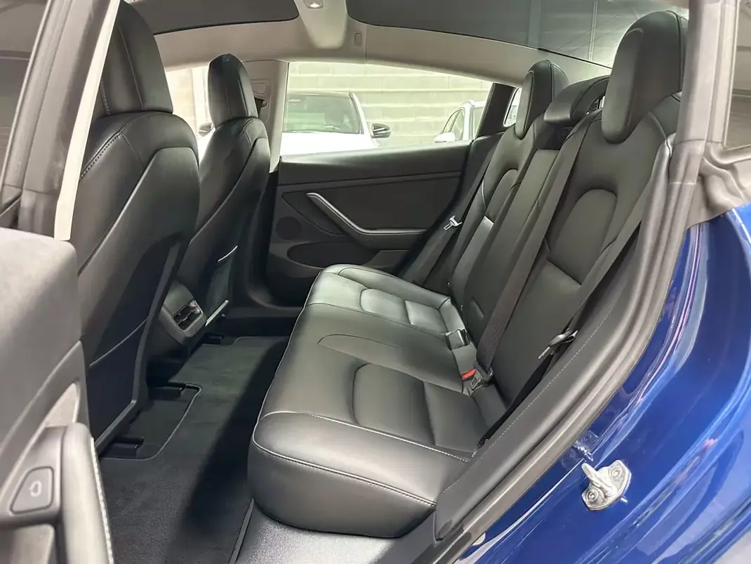 Tesla Model 3 2021 - 27950 EUR, 58905 km - AUTO.MOTO.pt - 58905km - foto 52 de 55