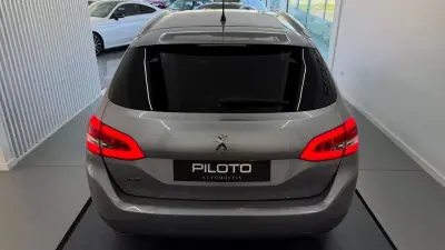 Peugeot 308 SW 2020 - 11990 EUR, 153706 km - AUTO.MOTO.pt - 153706km - foto 10 de 34