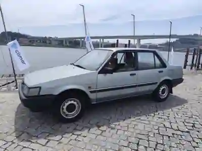 Toyota Corolla 1986 - 2700 EUR, 149000 km - 149000km - foto 13 de 14