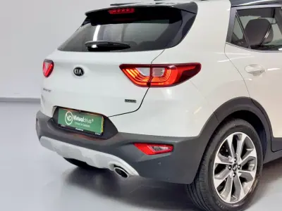 Kia Stonic 2019 - 15750 EUR, 68000 km - AUTO.MOTO.pt - 68000km - foto 7 de 60