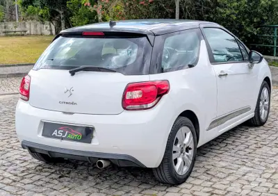 Citroën DS3 2015 - 8500 EUR, 100190 km - AUTO.MOTO.pt - 100190km - foto 6 de 17