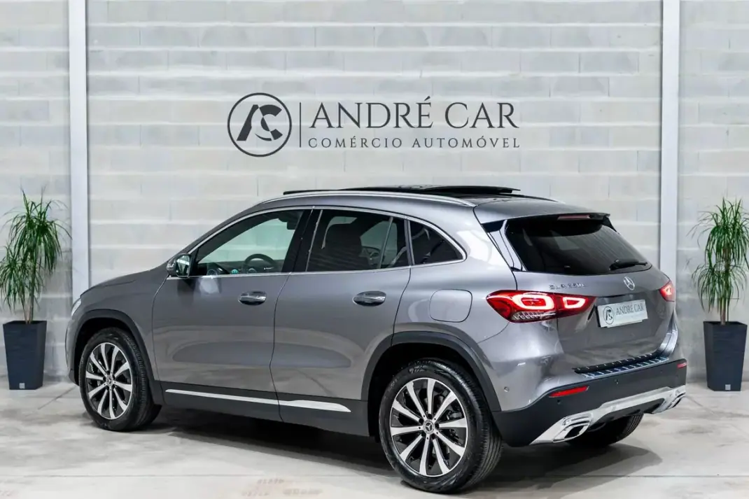 Mercedes-Benz GLA 250 2022 - 35950 EUR, 3859 km - 3859km - foto 8 de 59