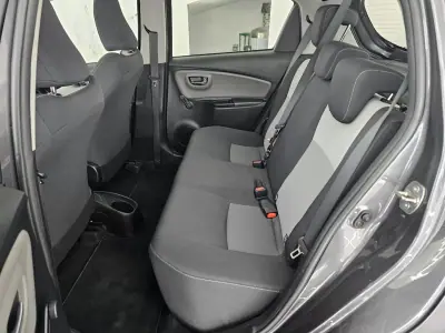 Toyota Yaris 2019 - 13650 EUR, 135421 km - AUTO.MOTO.pt - 135421km - foto 35 de 37