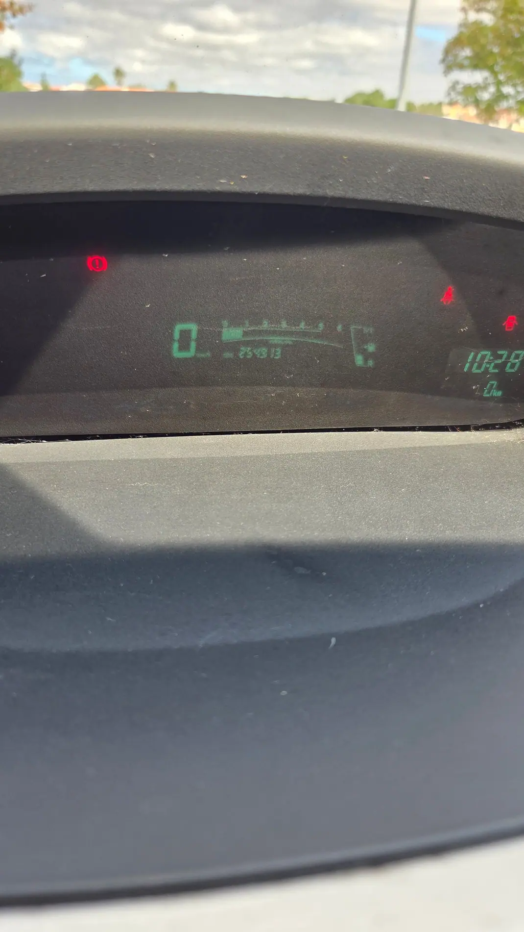 Toyota Yaris 2008 - 5000 EUR, 254000 km - 254000km - foto 11 de 14