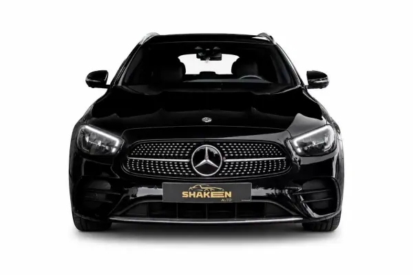 Mercedes-Benz E 300 2021 - 35750 EUR, 125976 km - AUTO.MOTO.pt - 125976km - foto 2 de 9