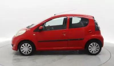 Citroën C1 2009 - 6990 EUR, 123800 km - AUTO.MOTO.pt - 123800km - foto 6 de 12