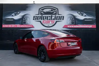 Tesla Model 3 2022 - 32900 EUR, 57000 km - AUTO.MOTO.pt - 57000km - foto 5 de 26