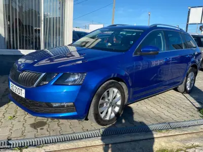Skoda Octavia Break 2020 - 14750 EUR, 220634 km - AUTO.MOTO.pt - 220634km - foto 2 de 26
