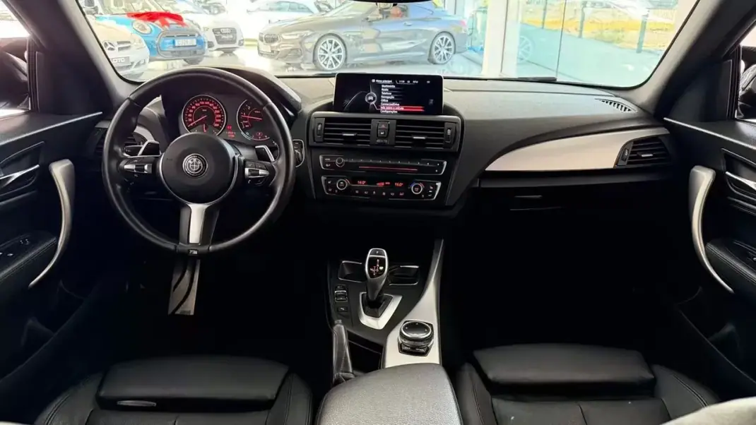 BMW M235i 2014 - 32990 EUR, 133725 km - 133725km - foto 16 de 30