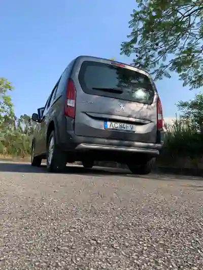 Peugeot Rifter 2020 - 18500 EUR, 125000 km - 125000km - foto 8 de 14