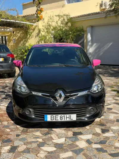 Renault Clio 2014 - 9990 EUR, 157678 km - AUTO.MOTO.pt - 157678km - foto 2 de 6