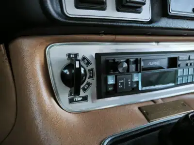 Jaguar XJ6 1976 - 24950 EUR, 47777 km - AUTO.MOTO.pt - 47777km - foto 34 de 60