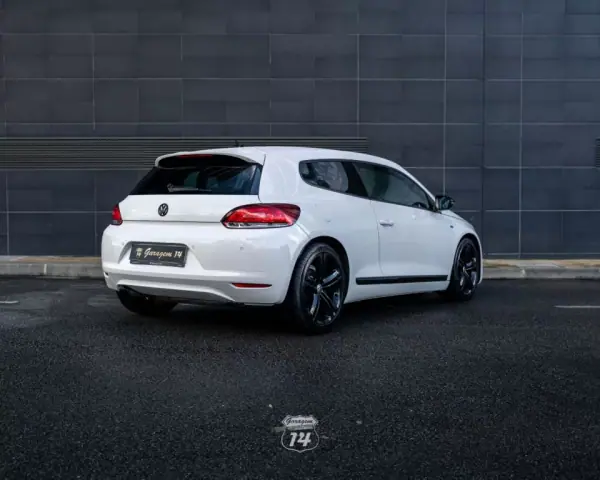 Volkswagen Scirocco 2013 - 16990 EUR, 153299 km - AUTO.MOTO.pt - 153299km - foto 18 de 49