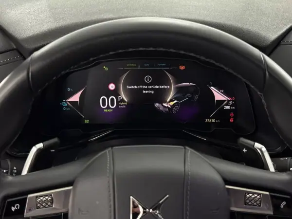DS DS7 Crossback 2025 - 36900 EUR, 37610 km - AUTO.MOTO.pt - 37610km - foto 11 de 17