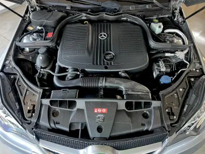 Mercedes-Benz E 220 2015 - 24999 EUR, 161900 km - AUTO.MOTO.pt - 161900km - foto 19 de 135