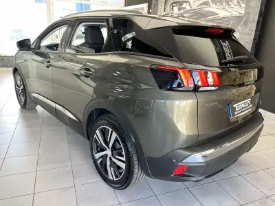 Peugeot 3008 2020 - 19800 EUR, 79544 km - AUTO.MOTO.pt - 79544km - foto 3 de 24