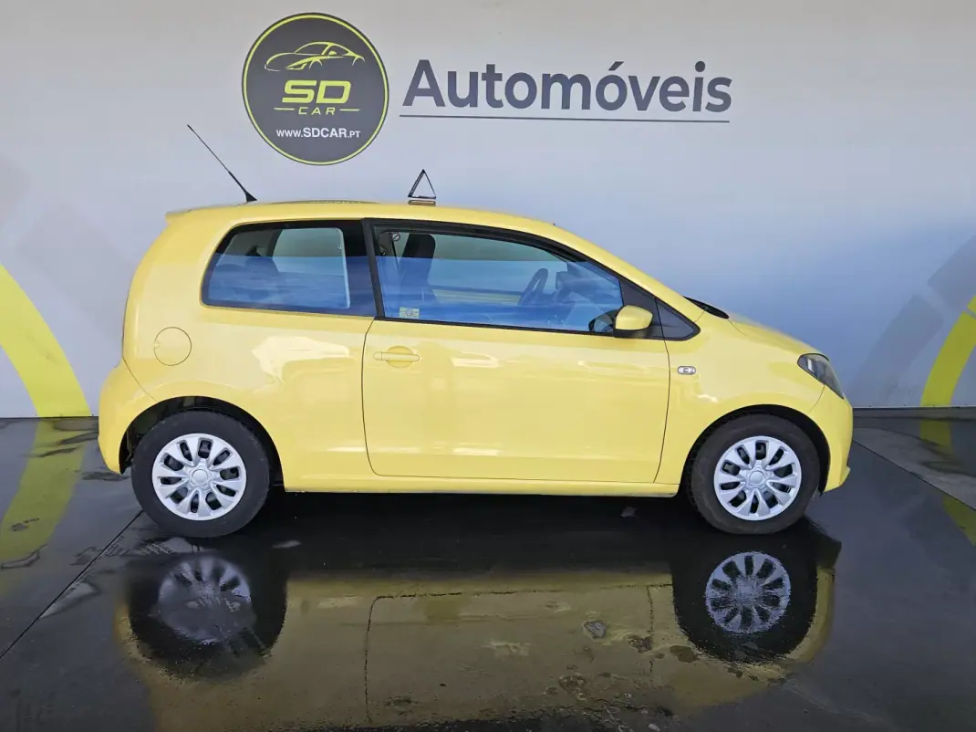 SEAT Mii 2013 - 4750 EUR, 130000 km - 130000km - foto 4 de 8