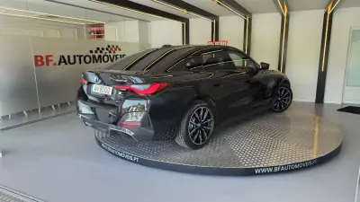 BMW i4 2022 - 38900 EUR, 61219 km - AUTO.MOTO.pt - 61219km - foto 17 de 58