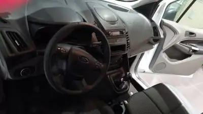 Ford Transit Connect 2021 - 16000 EUR, 122900 km - AUTO.MOTO.pt - 122900km - foto 13 de 18