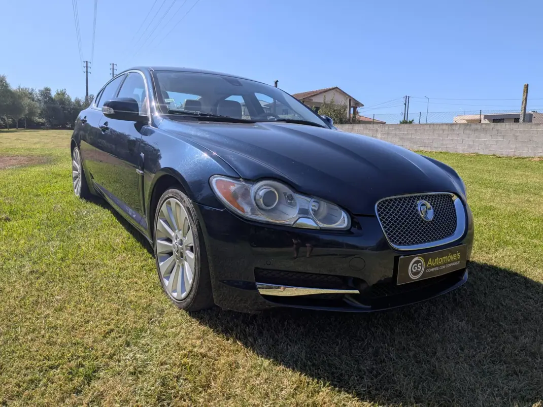 Jaguar XF 2008 - 8990 EUR, 330000 km - 330000km - foto 14 de 17