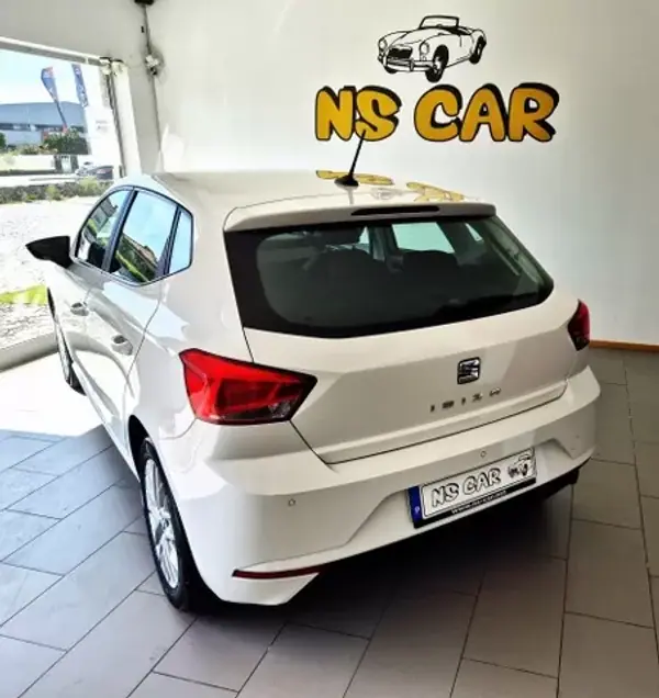 SEAT Ibiza 2020 - 13750 EUR, 58593 km - AUTO.MOTO.pt - 58593km - foto 4 de 10