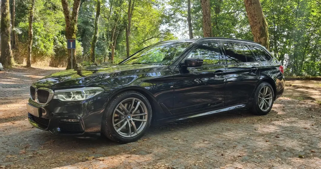 BMW 520 2019 - 31750 EUR, 130000 km - AUTO.MOTO.pt - 130000km - foto 5 de 25