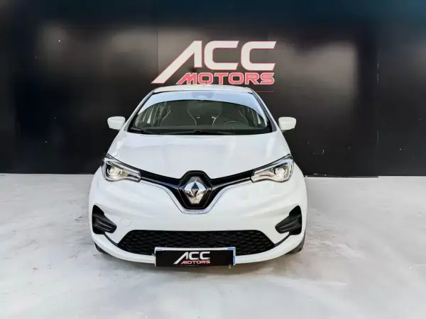 Renault Zoe 2021 - 16900 EUR, 23000 km - AUTO.MOTO.pt - 23000km - foto 2 de 15