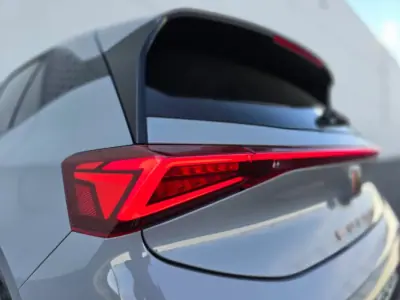 Cupra Born 2024 - 32400 EUR, 12000 km - AUTO.MOTO.pt - 12000km - foto 13 de 34