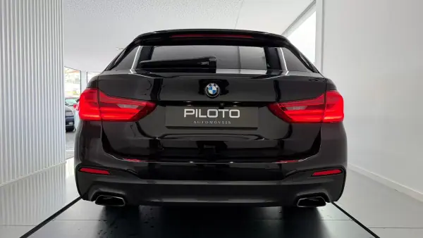 BMW 520 2017 - 21990 EUR, 262000 km - AUTO.MOTO.pt - 262000km - foto 8 de 40