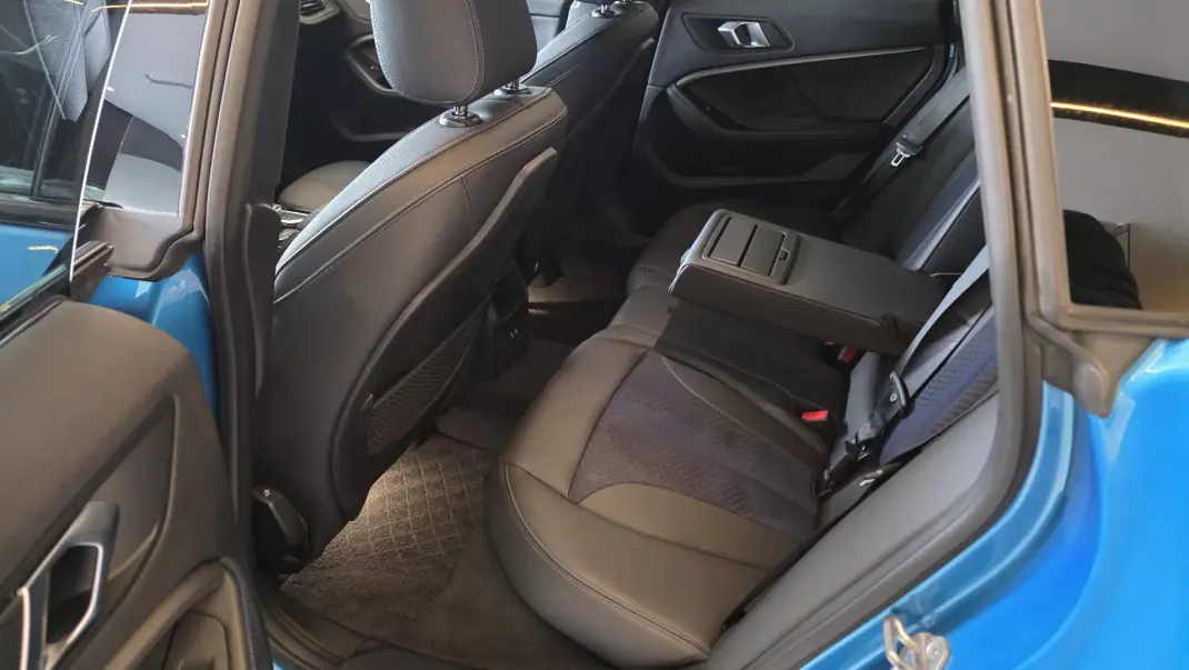 BMW 216 Gran Coupé 2020 - 24900 EUR, 75221 km - AUTO.MOTO.pt - 75221km - foto 50 de 61