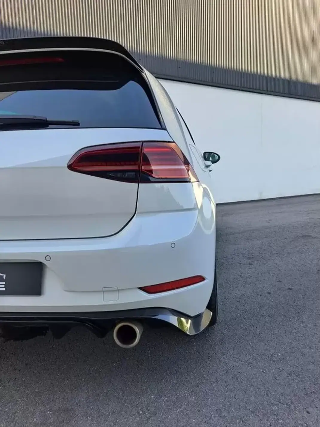 Volkswagen Golf 2019 - 28900 EUR, 108000 km - AUTO.MOTO.pt - 108000km - foto 6 de 32