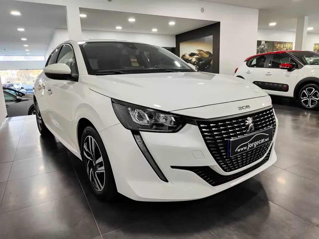 Peugeot 208 2021 - 13990 EUR, 57000 km - 57000km - foto 4 de 35