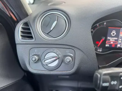 Ford S-Max 2011 - 4900 EUR, 299900 km - AUTO.MOTO.pt - 299900km - foto 5 de 10