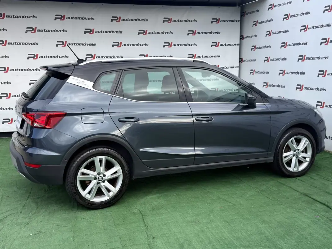 SEAT Arona 2021 - 15650 EUR, 106000 km - AUTO.MOTO.pt - 106000km - foto 8 de 18