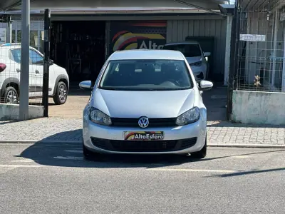 Volkswagen Golf 2009 - 10900 EUR, 161468 km - AUTO.MOTO.pt - 161468km - foto 8 de 25