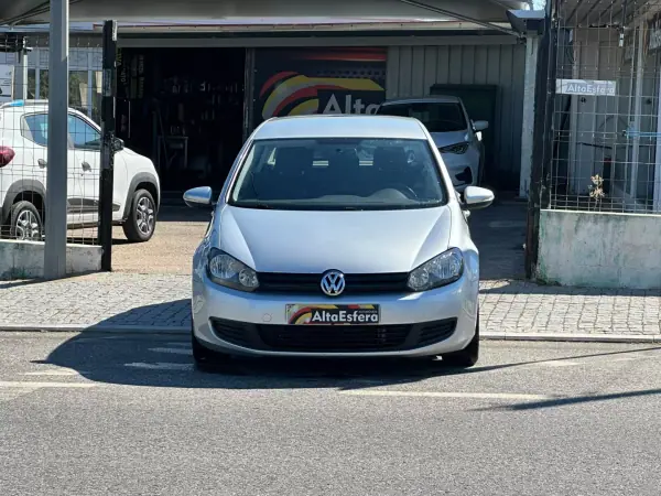 Volkswagen Golf 2009 - 10900 EUR, 161468 km - AUTO.MOTO.pt - 161468km - foto 8 de 25