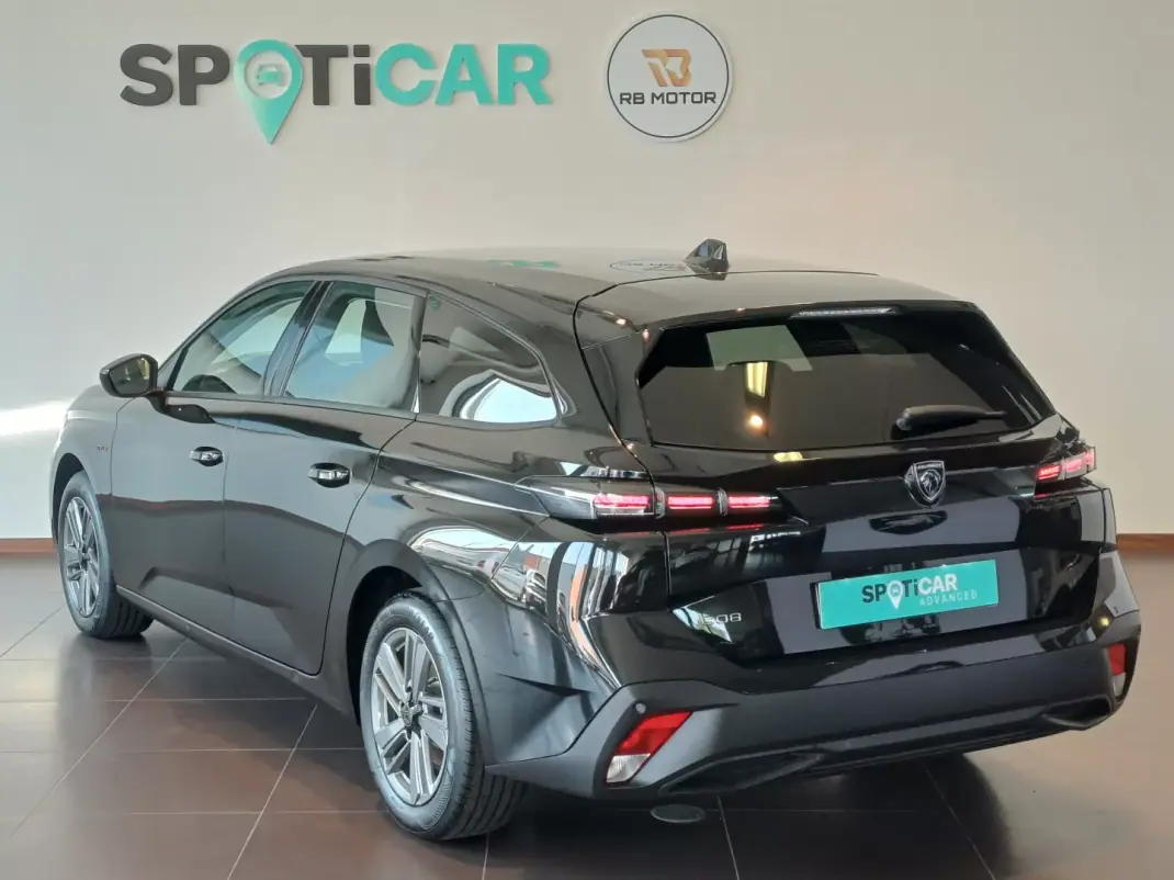 Peugeot 308 SW 2025 - 29750 EUR, 5900 km - AUTO.MOTO.pt - 5900km - foto 25 de 26