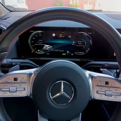 Mercedes-Benz EQA 2023 - 37900 EUR, 51087 km - AUTO.MOTO.pt - 51087km - foto 20 de 38