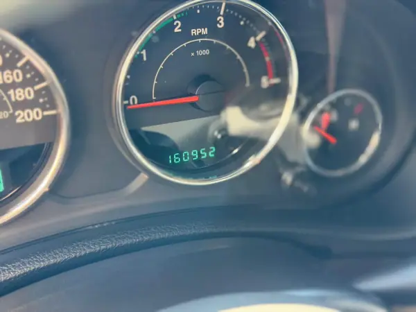 Jeep Wrangler Unlimited 2013 - 43500 EUR, 160952 km - 160952km - foto 13 de 13