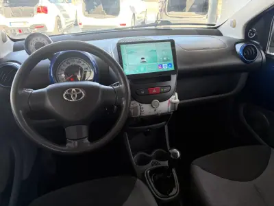 Toyota Aygo 2008 - 4750 EUR, 150655 km - AUTO.MOTO.pt - 150655km - foto 10 de 10